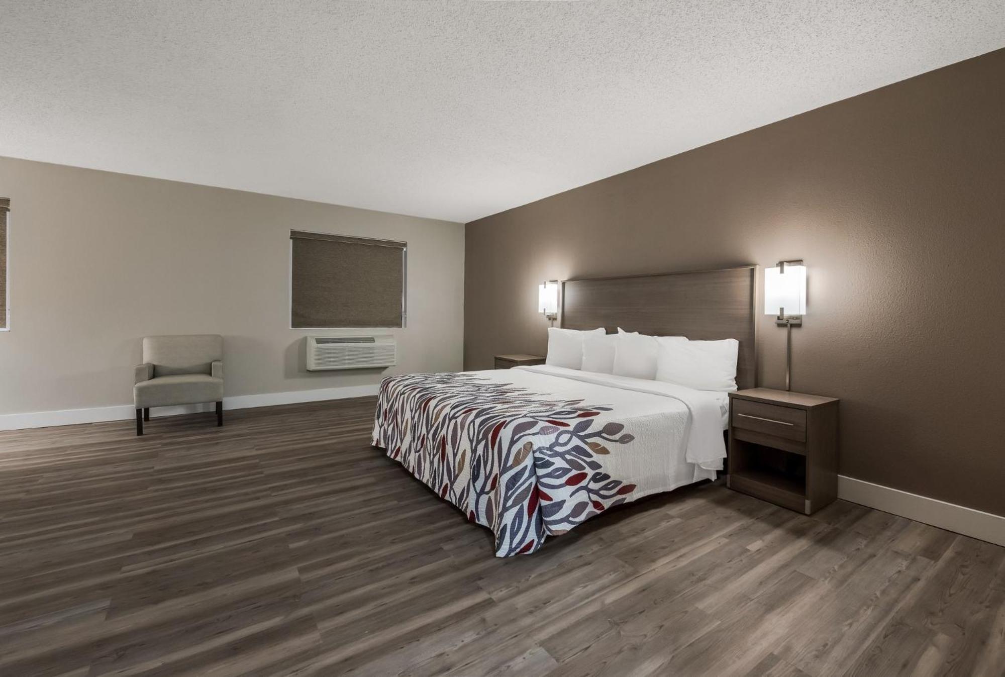 Red Roof Inn & Suites Vineland - Buena Eksteriør billede