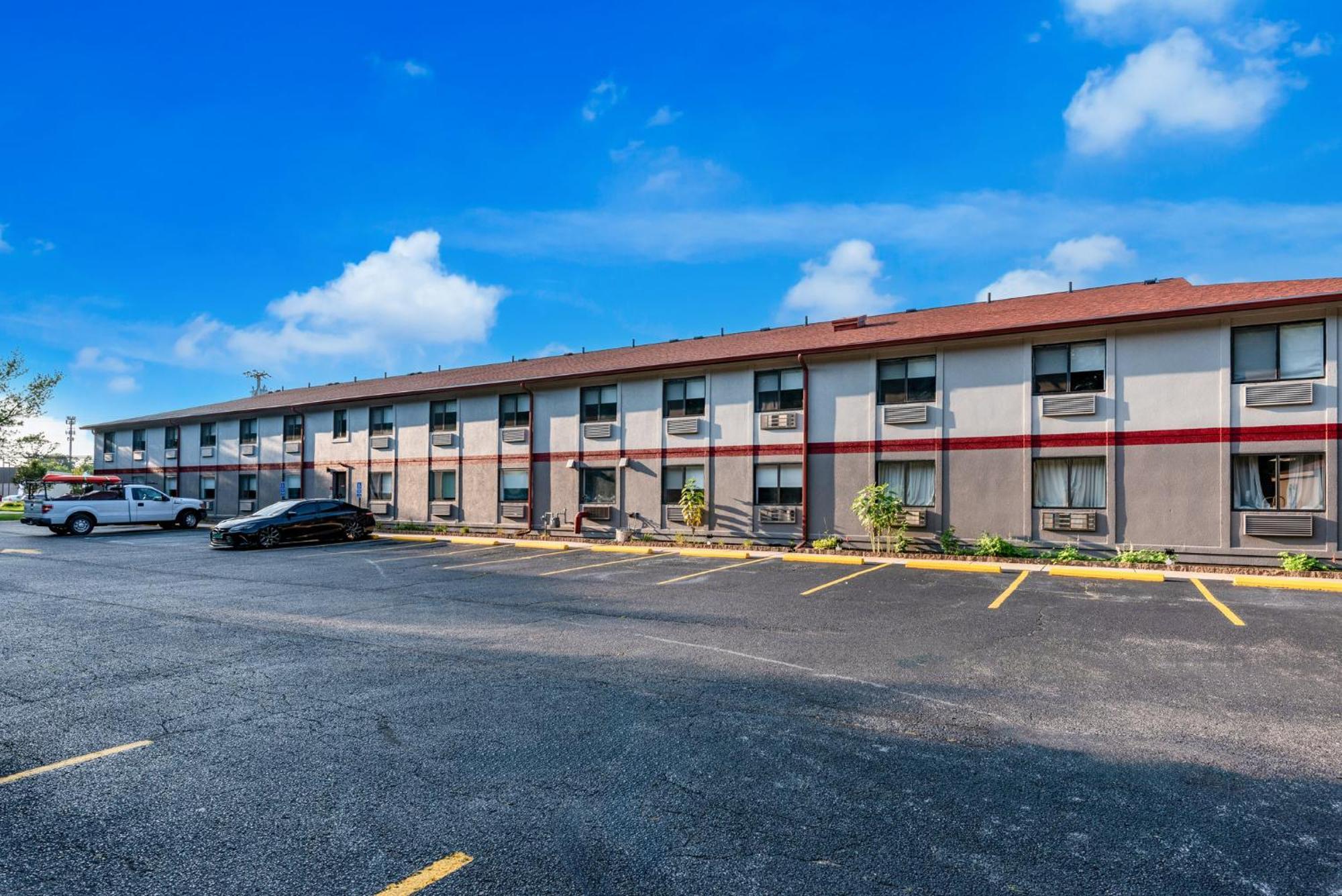 Red Roof Inn & Suites Vineland - Buena Eksteriør billede
