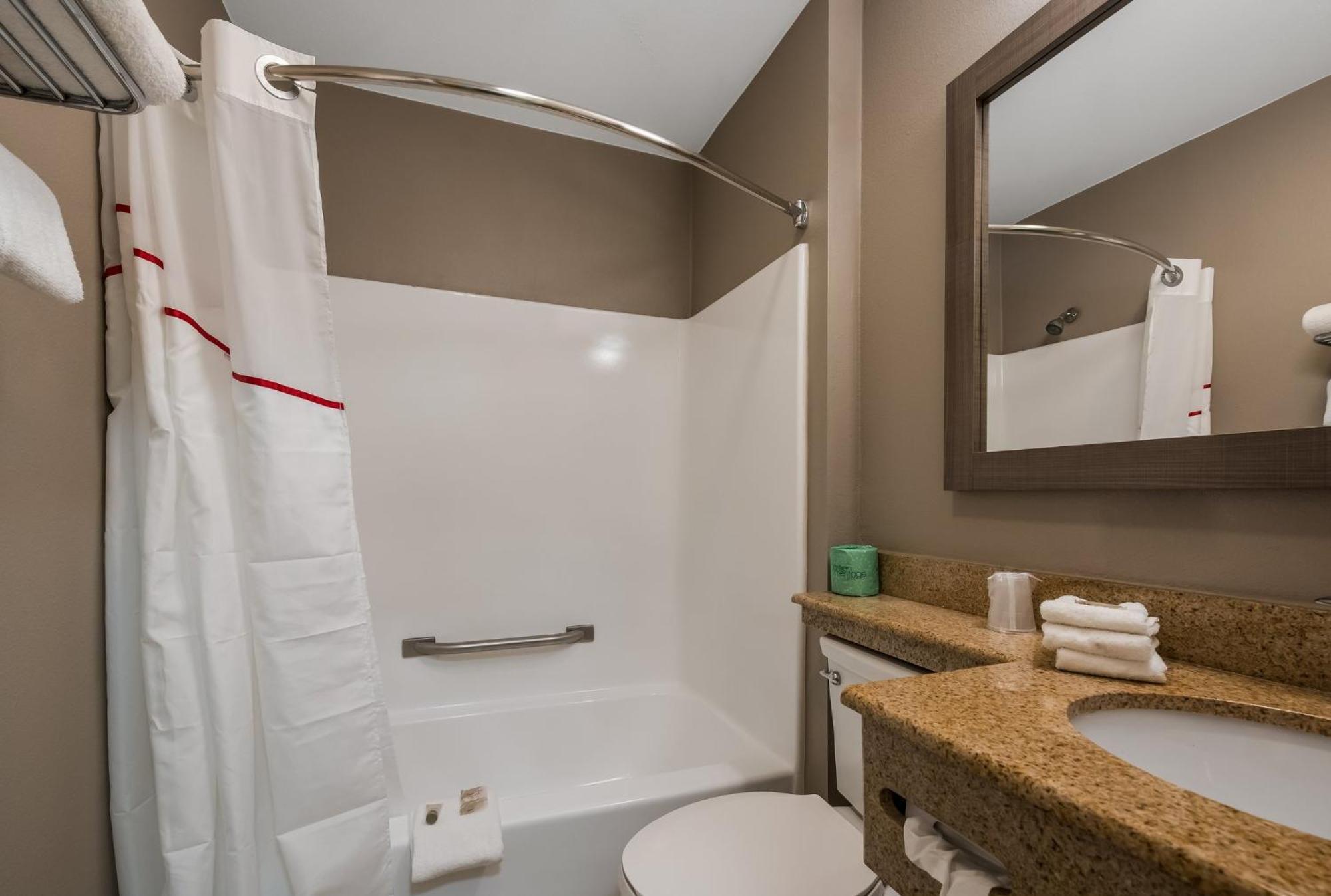 Red Roof Inn & Suites Vineland - Buena Eksteriør billede