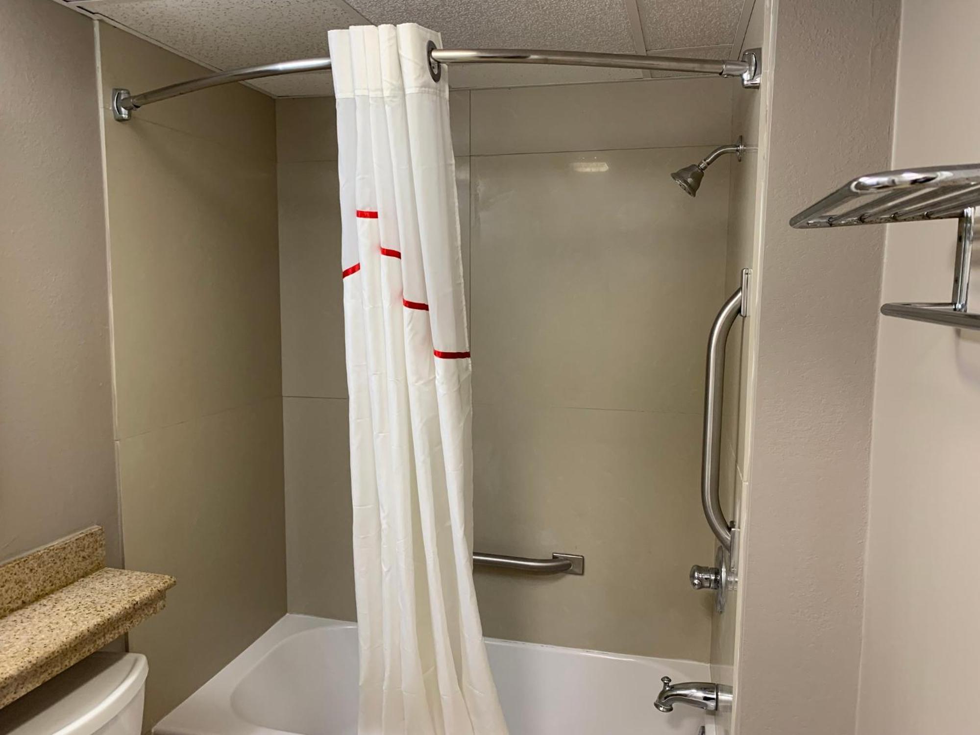 Red Roof Inn & Suites Vineland - Buena Eksteriør billede